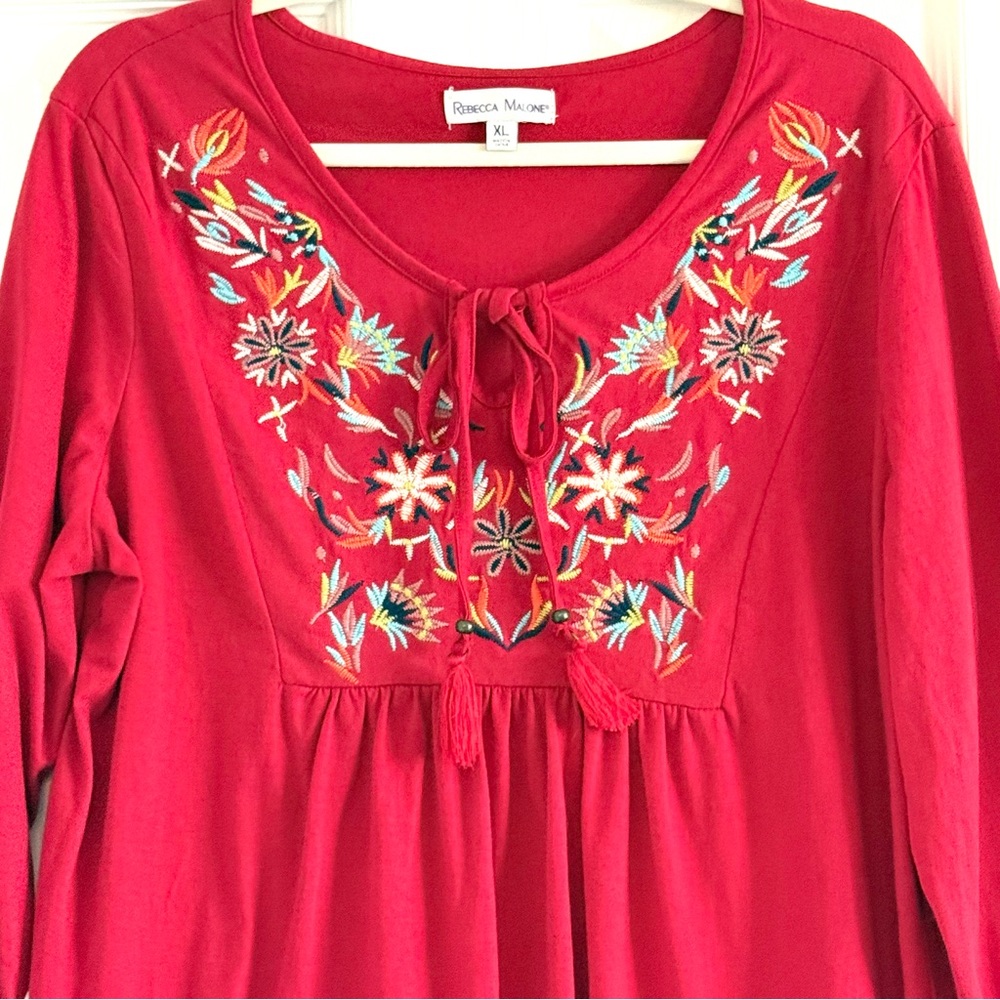 🌻 Rebecca Malone Red Embroidered Tie-Front Tunic - Picture 3 of 8